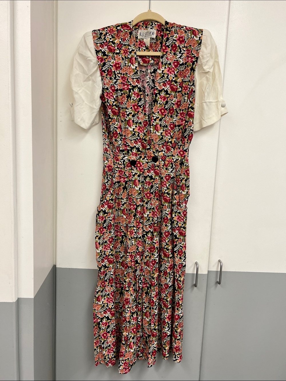 Vintage RJ Stevens Prairie Cottagecore Floral Midi Dress Sleeves V-Neck 6/S